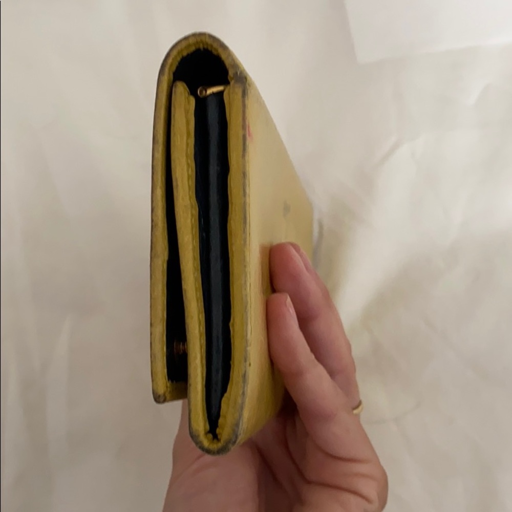 Authentic Pre Loved Miu Miu Wallet - image 4